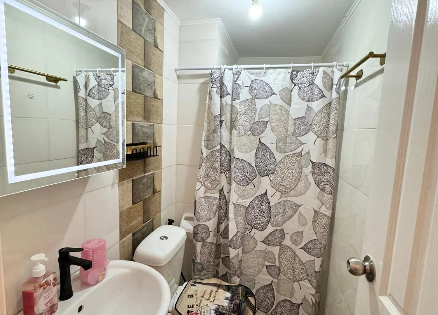 דירה Davao City Aesthetic Studio Condo Unit